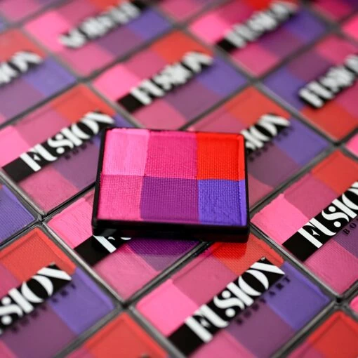 Sparkling Faces Candy Lips Rainbow Palette - Image 2
